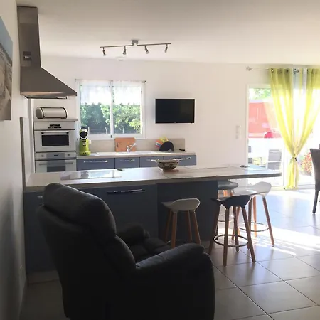 Maison A : Plage, Surf Et Detente - Fr-1-336-109 *