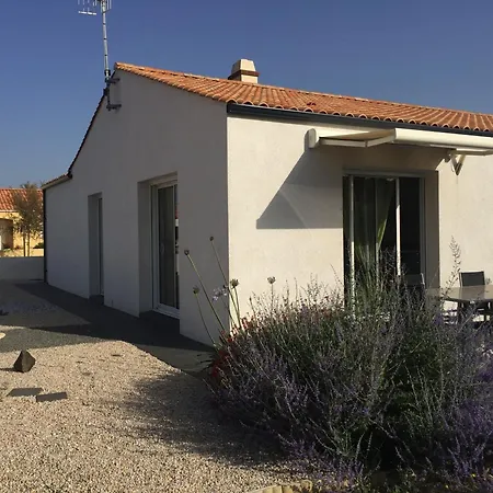 Maison A : Plage, Surf Et Detente - Fr-1-336-109 Semesterbostad